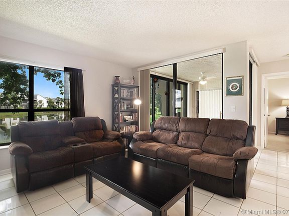 4th image of 2654 Carambola Cir N #1740
