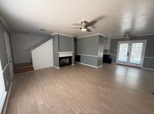 130 Mimosa Pl APT C, Lafayette, LA 70506