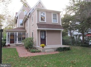 405 Main St, Riverton, NJ 08077