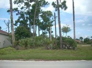 228 Briarcliff Cir, Sebastian, FL 32958