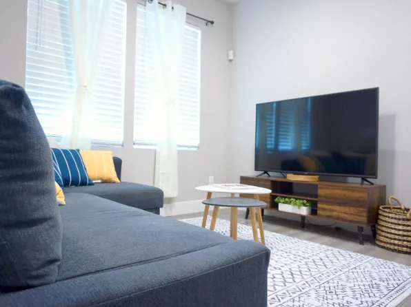 4010 Broadway #4010, Sacramento, CA 95817