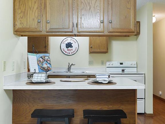 5th image of 2033 N Park Dr APT 5