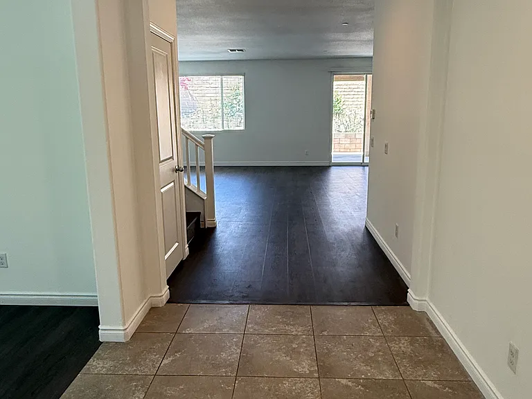 17044 Cerritos St — Photo 7