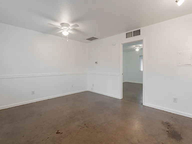 1421 E Roosevelt St #1 — Photo 11
