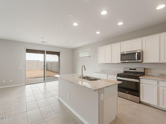 5th image of 17612 W SAN JUAN Avenue
