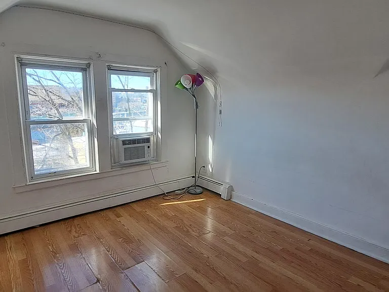 143 S Water St — Photo 3