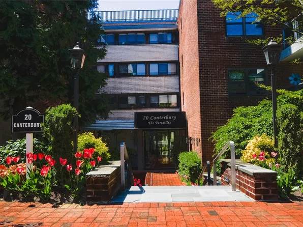 20 Canterbury Road #1P, Great Neck, NY 11021