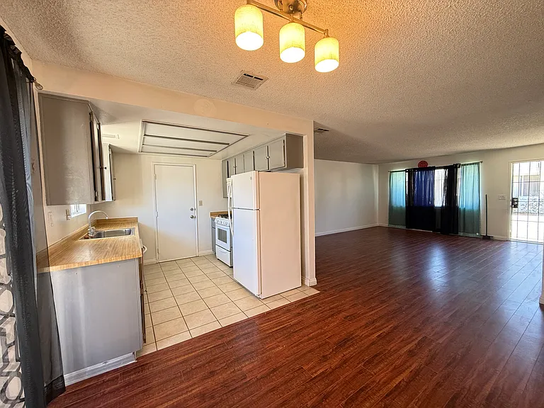15739 Wanaque Rd #C — Photo 8