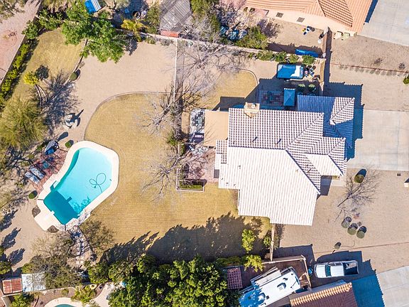 4th image of 18130 N 64th Dr W
