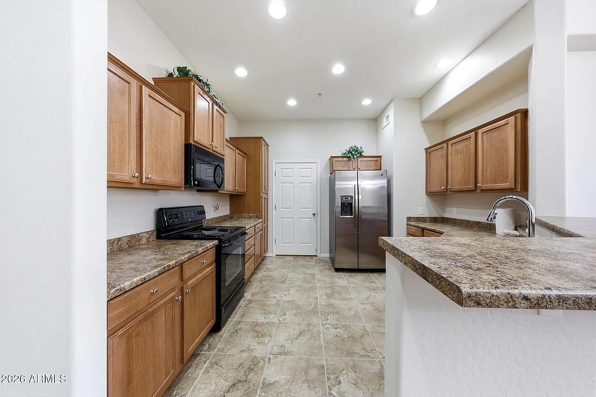Building Photo - 14575 W Mountain View Blvd #11312