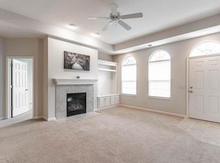 7117 Fallingbrook Ln, Fort Wayne, IN 46815