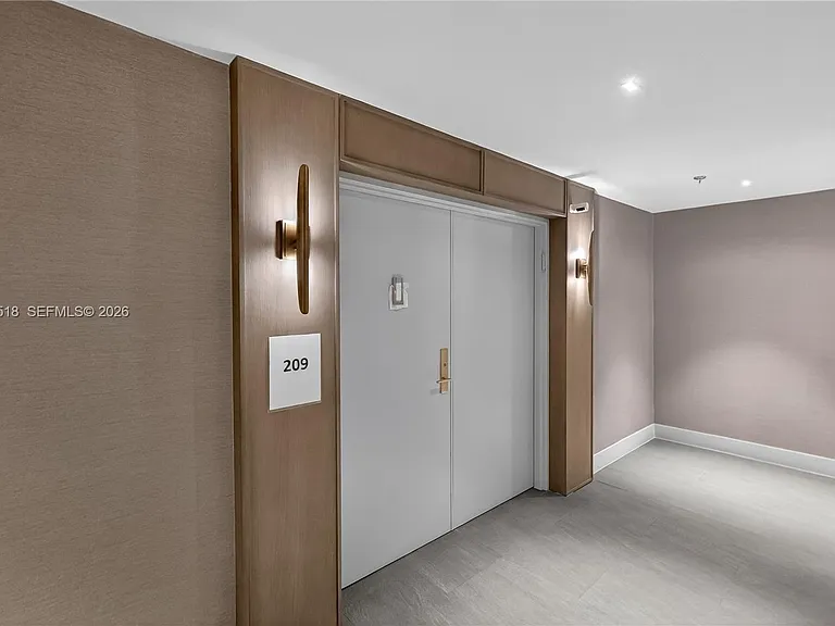 1413 Sunset Harbour Dr #209 — Photo 6
