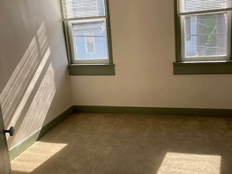 9 S Cherry St — Photo 8