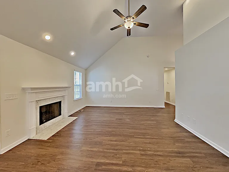 1038 Secretariat Dr — Photo 7