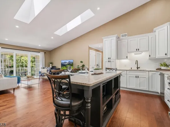 1002 Boxwood Ct, Mahwah Twp., NJ 07430