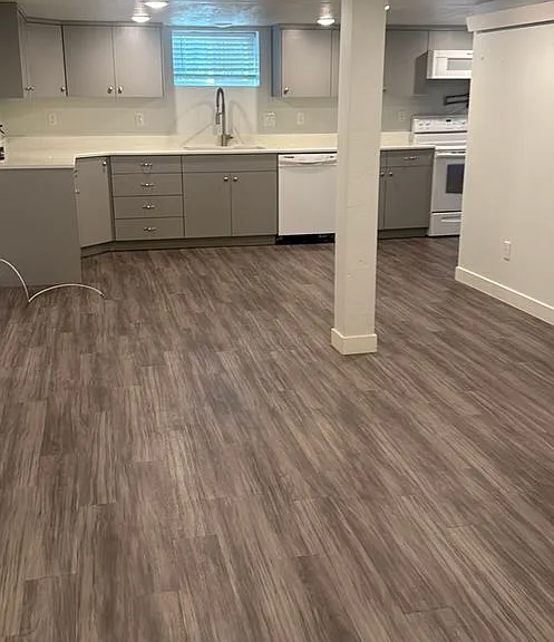 229 N Main St — Photo 10