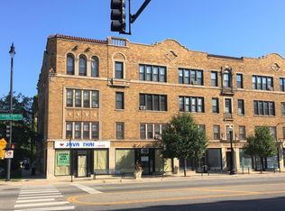 4266 W Irving Park Rd APT 213, Chicago, IL 60641