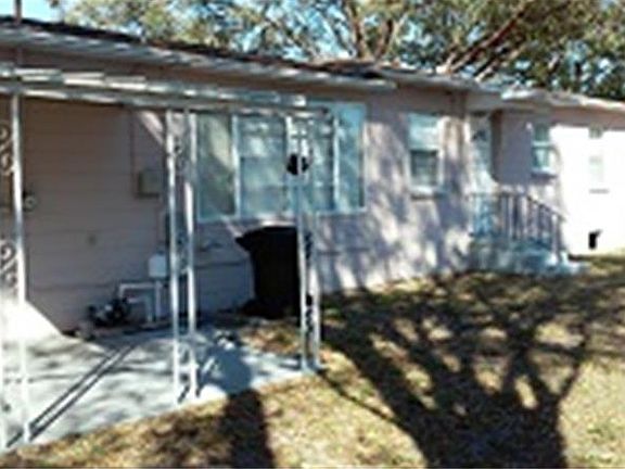3rd image of 3630 28th Ave N