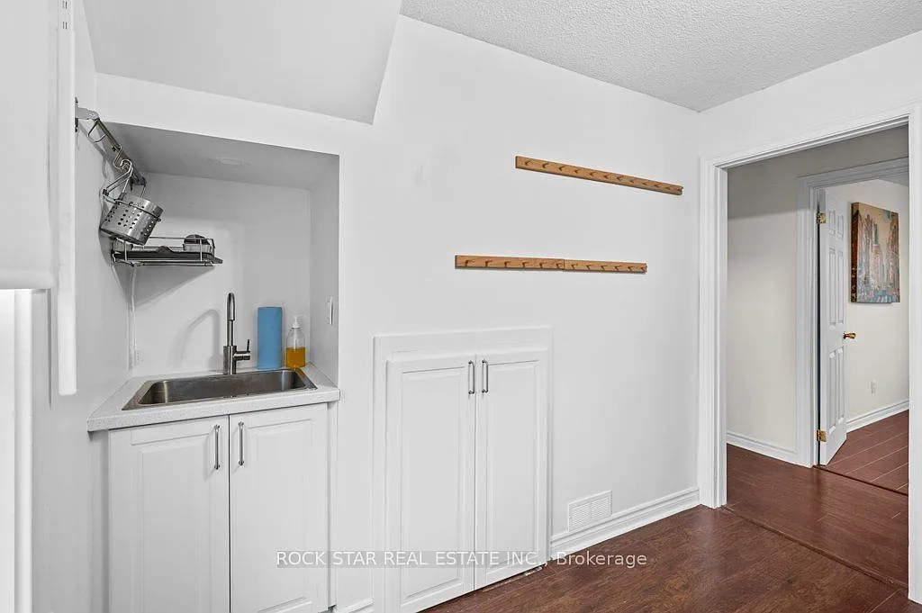 2 bed, $1,850 — Photo 3
