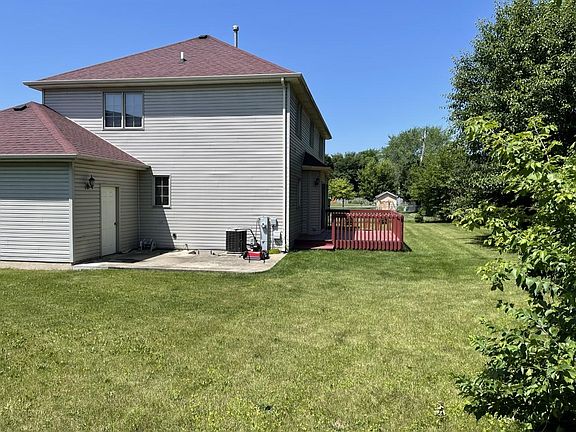 2nd image of 305 April Ln