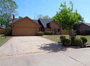3300 Meadowood Dr, Oklahoma City, OK 73110