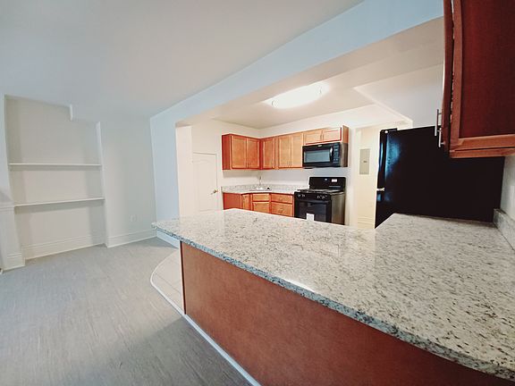 5th image of 1812 Eutaw Pl #110