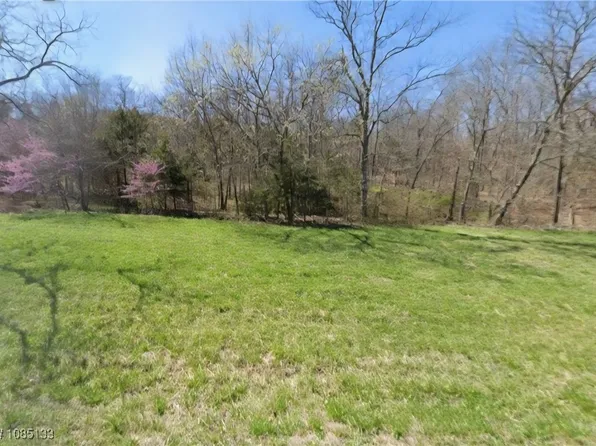 294 Stateline Dr, Eureka Springs, AR 72631