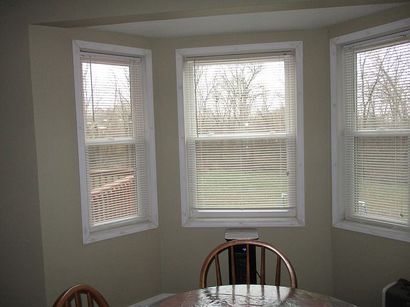 4th image of 13411 Jewel Ave