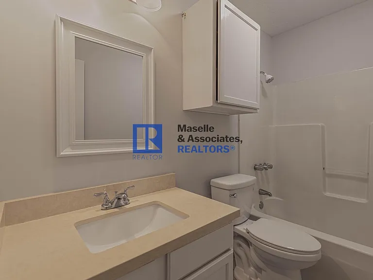 1212 Barnett Bend Cir — Photo 21