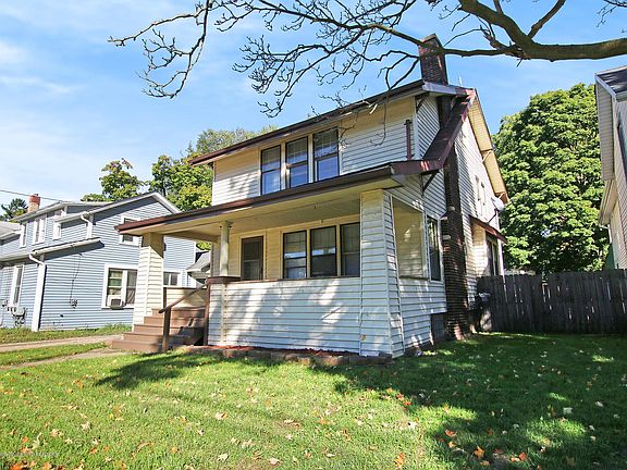 3rd image of 230 N Cochran Ave