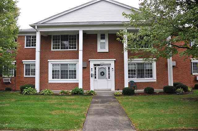 1st image of 20909 Wildwood Dr