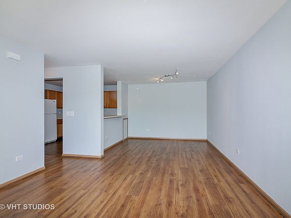 2nd image of 911 Silverstone Dr #911