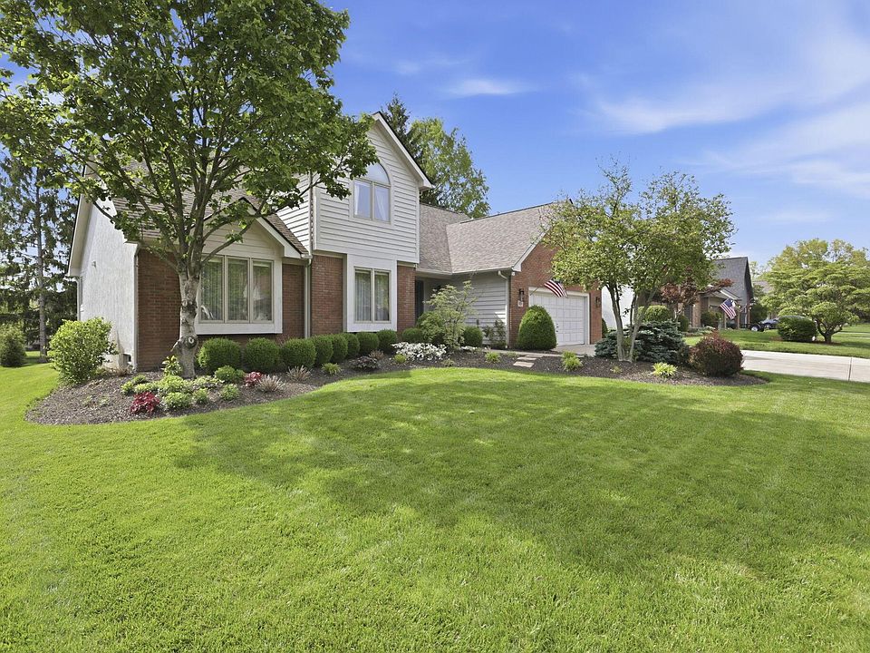 1st image of 629 Reindeer Ln