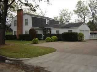 1206 Cardinal Rd, Hugo, OK 74743