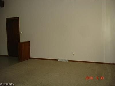 3rd image of 310 Bruce Dr