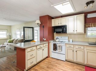 11 Rosewood Dr, Halifax, MA 02338