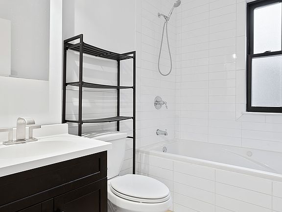 4th image of 365 Dean St #1