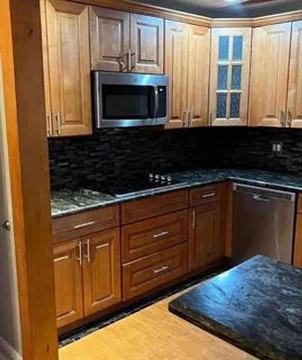379 SW 34th Ter