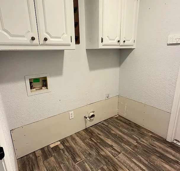 9301 Maypark Cir — Photo 29