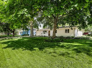 307 Harmony Dr, North Aurora, IL