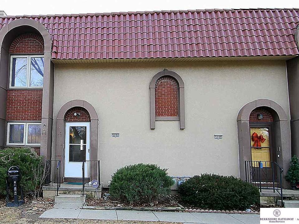 1st image of 5204 N 105th St