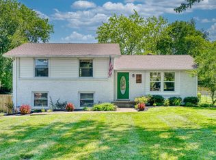 110 Shadow Ln, Hendersonville, TN 37075