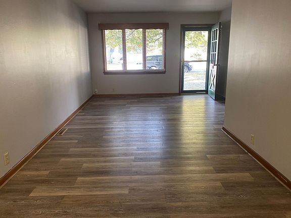 2nd image of 2502 N Washington St APT B