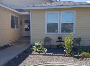 3913 W Hood Ct, Kennewick, WA 99336