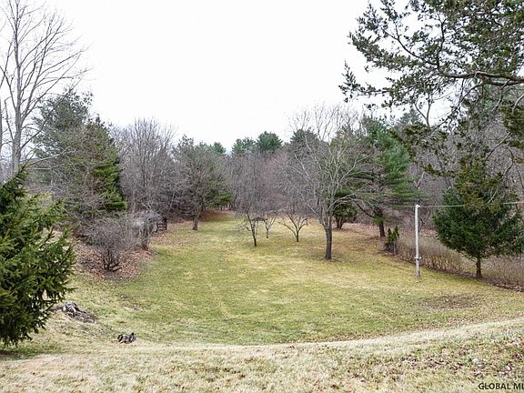 4th image of 411 Unionville Feura Bush Rd