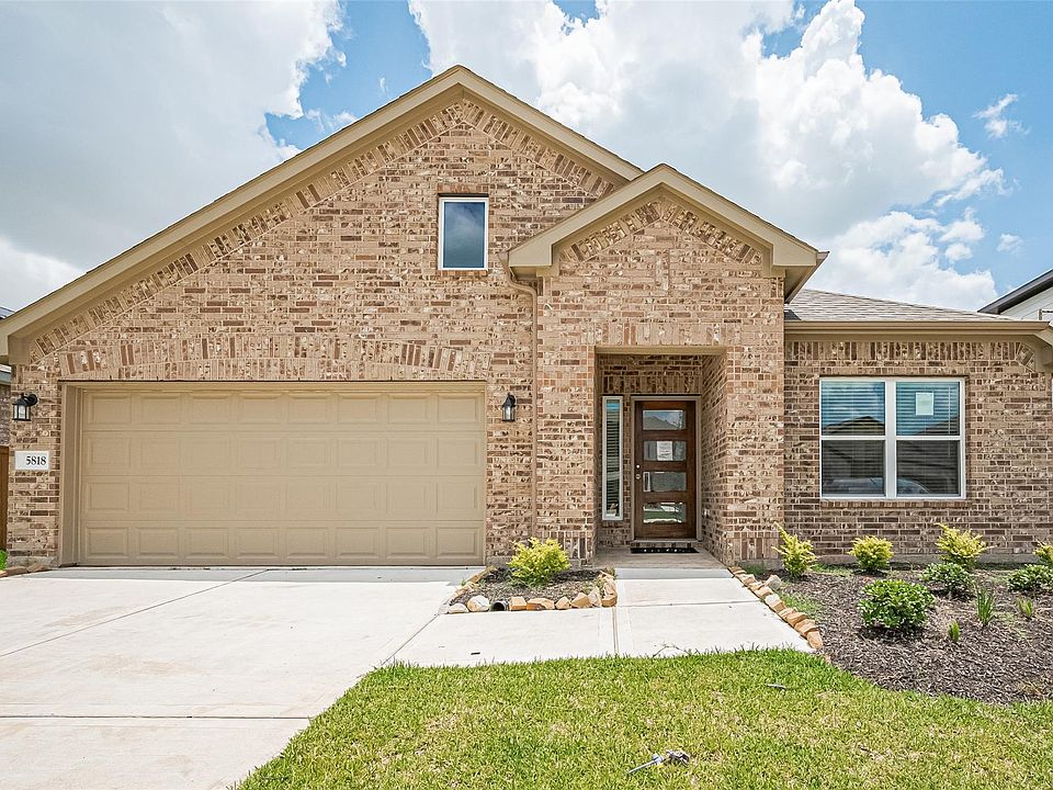1st image of 5818 Capri Forest Drive