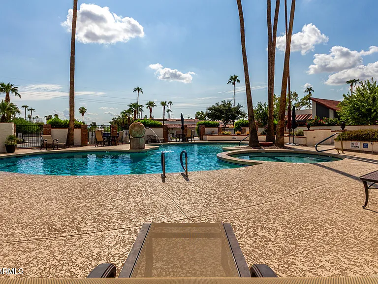 5724 N Scottsdale Rd — Photo 32