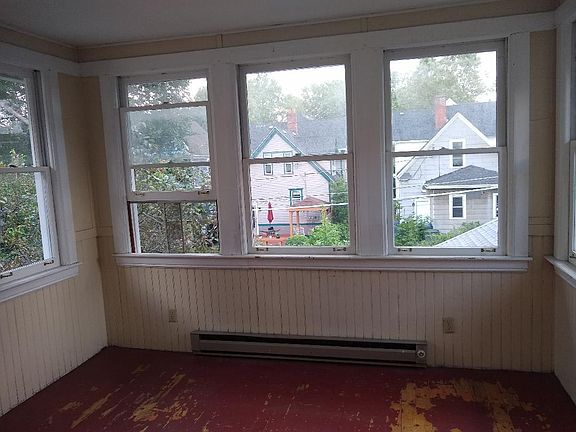 Enclosed 3 season porch.