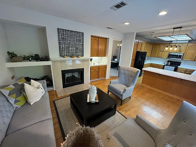 22 Mountain Valley Pl — Photo 8