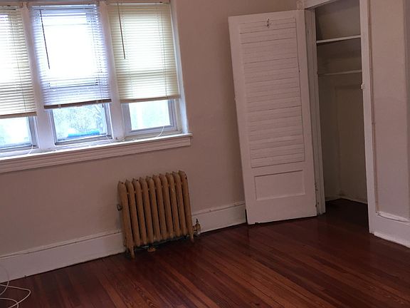 2nd image of 7044 Chew Ave #1